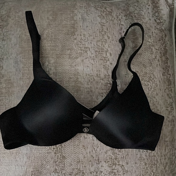 Victoria’s Secret Very Sexy So Obsessed Push-Up Bra - Picture 4 of 8